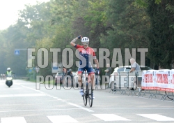 1_FOT0085